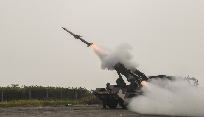 क्विक रिएक्‍शन सरफेस टू एयर मिसाइल का सफलतापूर्वक परीक्षण