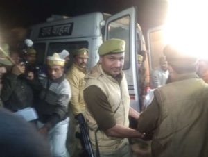 Unnao Kand victim Funeral In Village , Small sister will government job