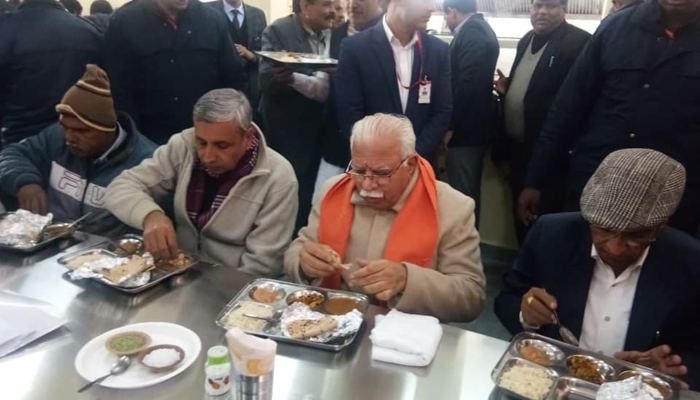 यहां 10 रुपए में मिलेगा भरपेट खाना, मुख्यमंत्री ने किया कैंटीन का शुभारंभ