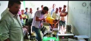 Amul, Mother Dairy milk prices raised from Sunday In Mumbai , Delhi