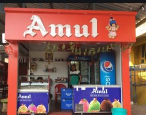 Amul, Mother Dairy milk prices raised from Sunday In Mumbai , Delhi