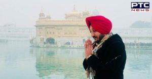 Punjabi Singer Inderjit Nikku At Sri Harmandir Sahib, Amritsar