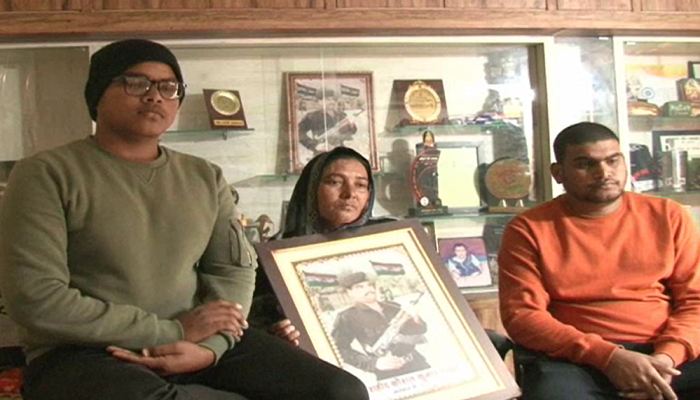 Pulwama's martyr family allegation on government