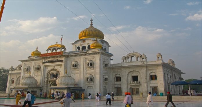 banned the entry of foreigners all gurudwaras in delhi banned the entry of foreigners all gurudwaras in delhi