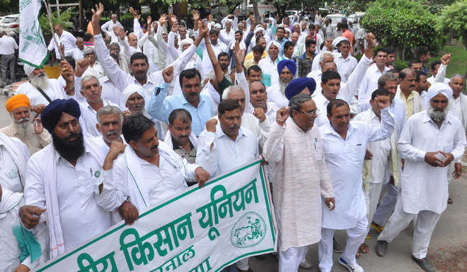 खट्टर सरकार के नए तानाशाही आदेशों का भारतीय किसान यूनियन करेगी कड़ा विरोध: गुरनाम सिंह