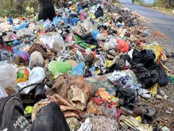 Plastic waste will be extracted from villages, used in road construction (1) Plastic waste will be extracted from villages, used in road construction