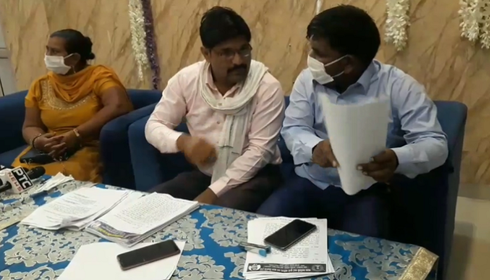 Allegations of scam on DETC of Excise and Taxation Department (1) Allegations of scam on DETC of Excise and Taxation Department