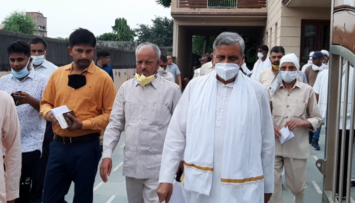 JP Dalal holds Rajasthan govt responsible for arrival of locust (1) Agriculture Minister JP Dalal holds Rajasthan govt responsible for arrival of locust