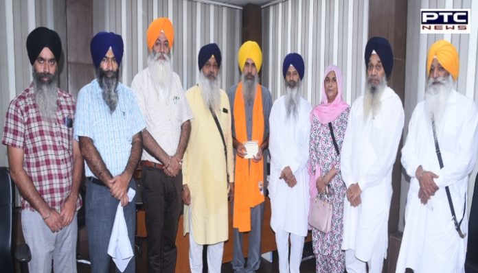 ਗੁਰਦੁਆਰਾ ਬਾਬਾ ਮੱਖਣ ਸ਼ਾਹ ਲੁਬਾਣਾ ਸਿੱਖ ਸੈਂਟਰ ਨਿਊਯਾਰਕ ਦੇ ਪ੍ਰਬੰਧਕਾਂ ਵੱਲੋਂ ਸ੍ਰੀ ਦਰਬਾਰ ਸਾਹਿਬ ਲਈ 1 ਲੱਖ ਰੁਪਏ ਭੇਟ