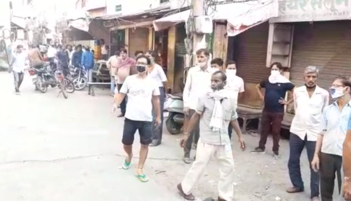 Terror of bulls in Cattle Free City Rewari (1) Terror of bulls in Cattle Free City Rewari | Haryana Hindi News