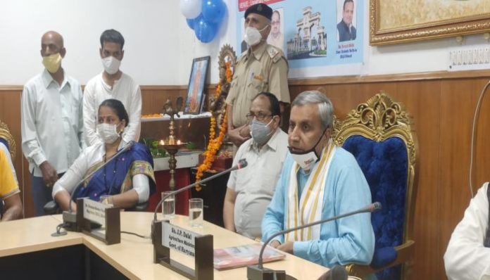 Haryana Agriculture Minister JP Dalal on Baroda Gherao Incident Haryana Agriculture Minister JP Dalal on Baroda Gherao Incident