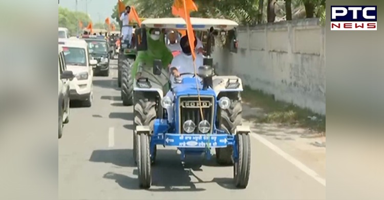 Punjab Chakka Jam: Sukhbir, Harsimrat use tractor to join farmers' protest