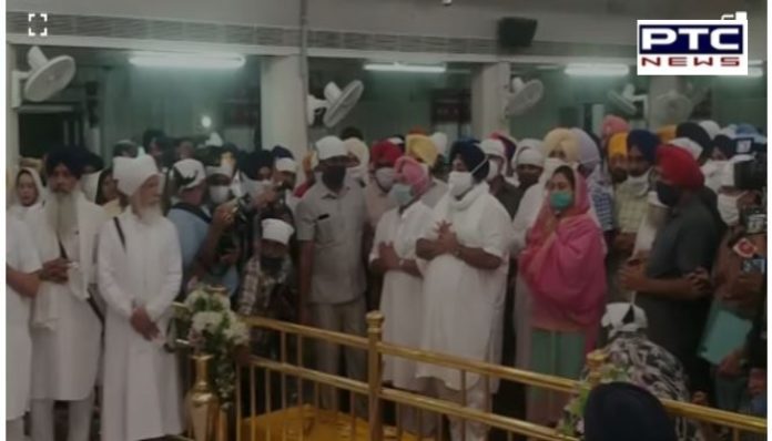 ਸੁਖਬੀਰ ਸਿੰਘ ਬਾਦਲ ਅਤੇ ਹਰਸਿਮਰਤ ਕੌਰ ਬਾਦਲ ਤਖ਼ਤ ਸ੍ਰੀ ਦਮਦਮਾ ਸਾਹਿਬ ਵਿਖੇ ਹੋਏ ਨਤਮਸਤਕ