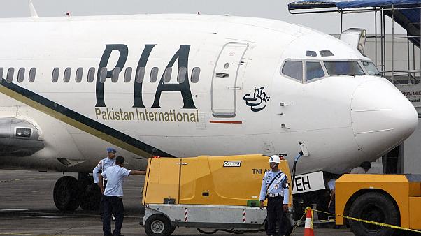 Pakistan International Airlines ਝੱਲ ਰਹੀ ਅਰਬਾਂ ਦਾ ਨੁਕਸਾਨ|