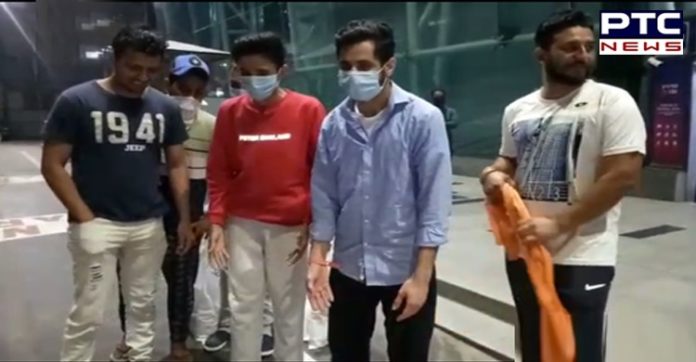 69 Indians deported 2 US ਤੋਂ Deport ਕੀਤੇ 69 Indians : 69 Indians Arrived back at Amritsar Airport deported to US