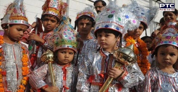 Punjab: Langoor Mela starts at Bada Hanuman Mandir in Amritsar