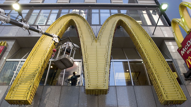 Chicago: McDonald's HQ building sells for over $412 million