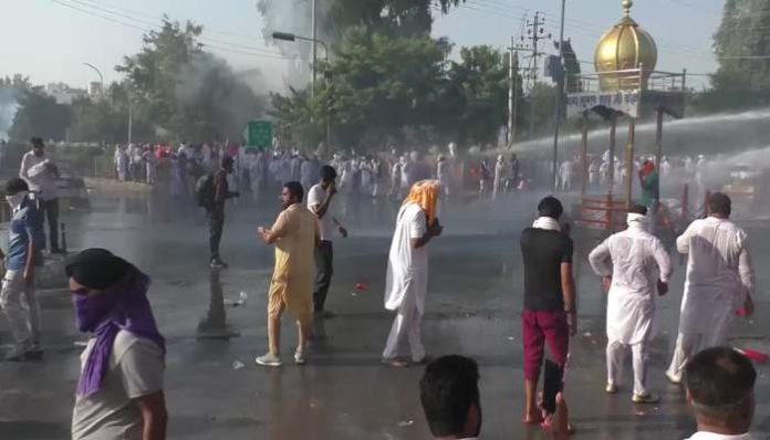 Water canon used on farmers in Sirsa Haryana News (1) Water canon used on farmers in Sirsa | Haryana News