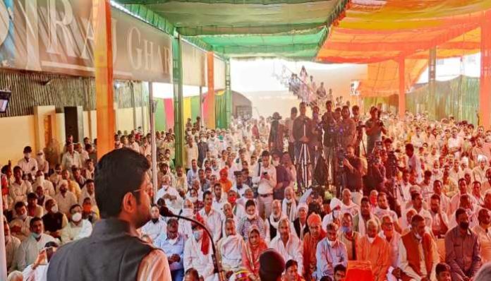 Dushyant blames Congress for Baroda’s backwardness (2) Deputy CM Dushyant Chautala