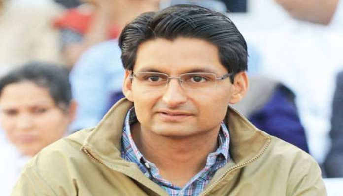 Government should accept farmers demands immediately says Deepender Hooda (2) Congress Leader Deepender Hooda