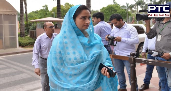 HarsimratFormer Union Minister and Shiromani Akali Dal leader Harsimrat Kaur Badal on Sunday thanked everyone for their concern and good wishes after getting discharged from PGI Chandigarh. Former Union Minister and Shiromani Akali Dal leader Harsimrat Kaur Badal on Sunday thanked everyone for their concern and good wishes after getting discharged from PGI Chandigarh.