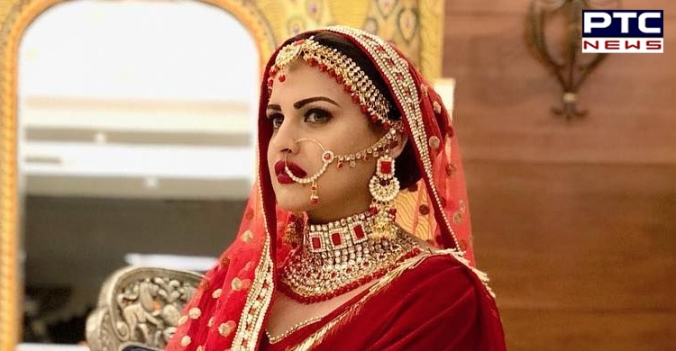 Happy Birthday Himanshi Khurana: Beautiful and adorable pictures of Punjabi diva