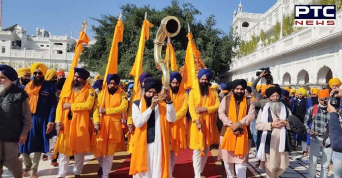 Nagar Kirtan 2 Nagar Kirtan dedicated to the 551st birth anniversary of Guru Nanak Dev ji