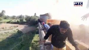 Farmers Protest In Delhi : Farmers Break Police barricades At the Pehowa border