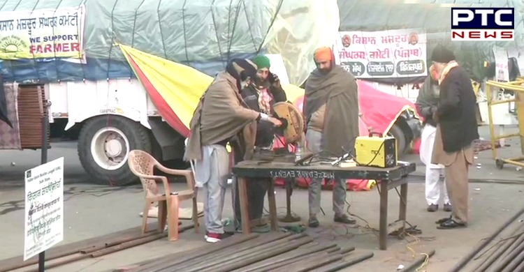 Farmers at Singhu border install more tents as mercury drops