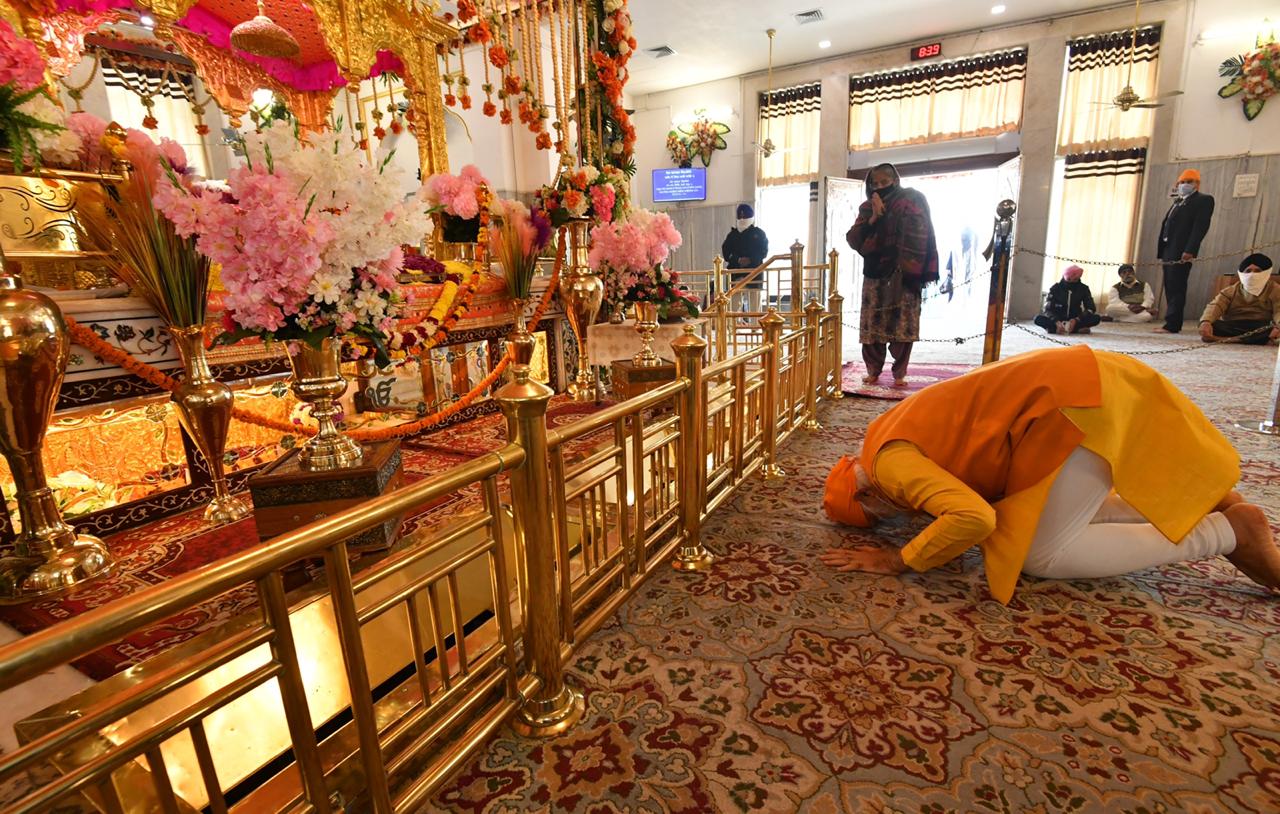 PM Modi visits Gurdwara Rakab Ganj on Guru Tegh Bahadur Ji's Shaheedi Diwas