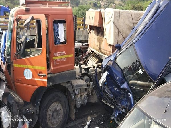 4 killed, 13 injured as a speeding truck rams into 14 vehicles in Tamil Nadu