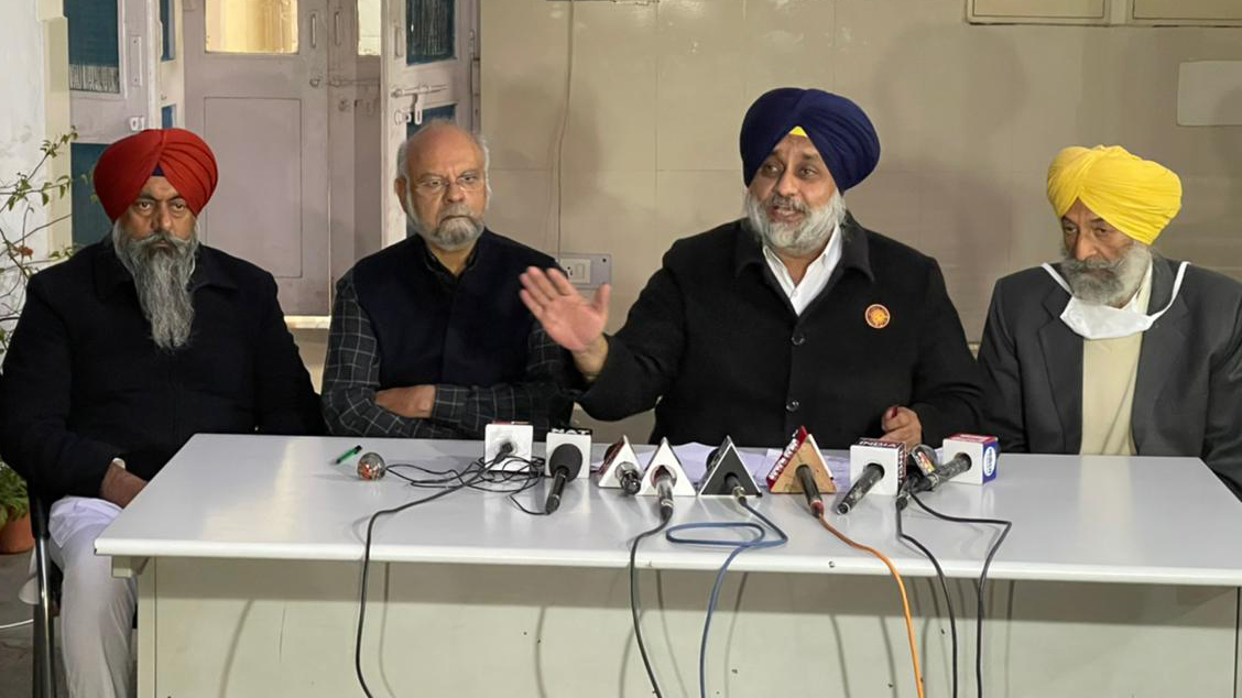 Sukhbir Singh Badal condemns BJP for instigating violence at Singhu border