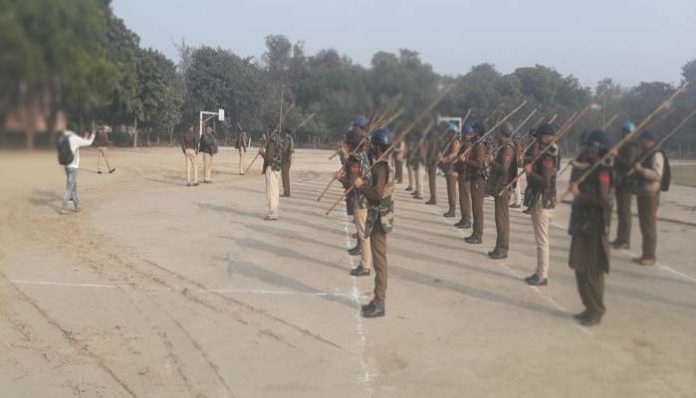 Policemen practice riot control in Panipat Riot Control Practice