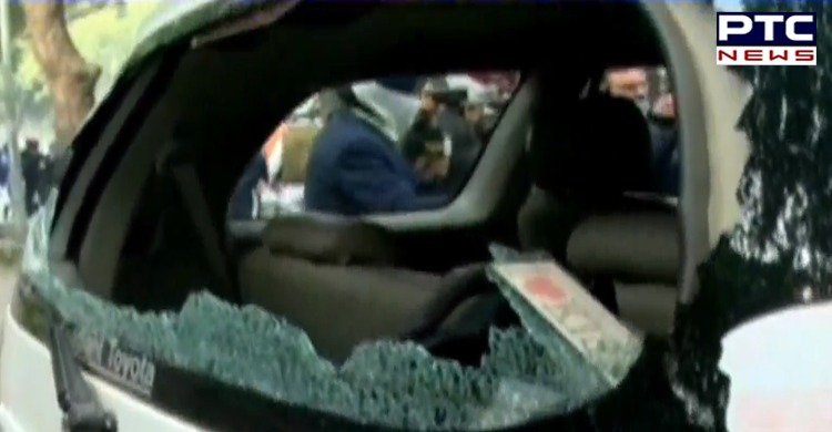 Ruldu Singh Mansa accuses govt. of smashing windscreen of his car