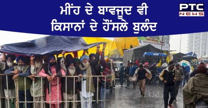 farmers protesting 1 Farmers Protest : Rain and thand de bavjud vi Kisan Andolan enters day 41