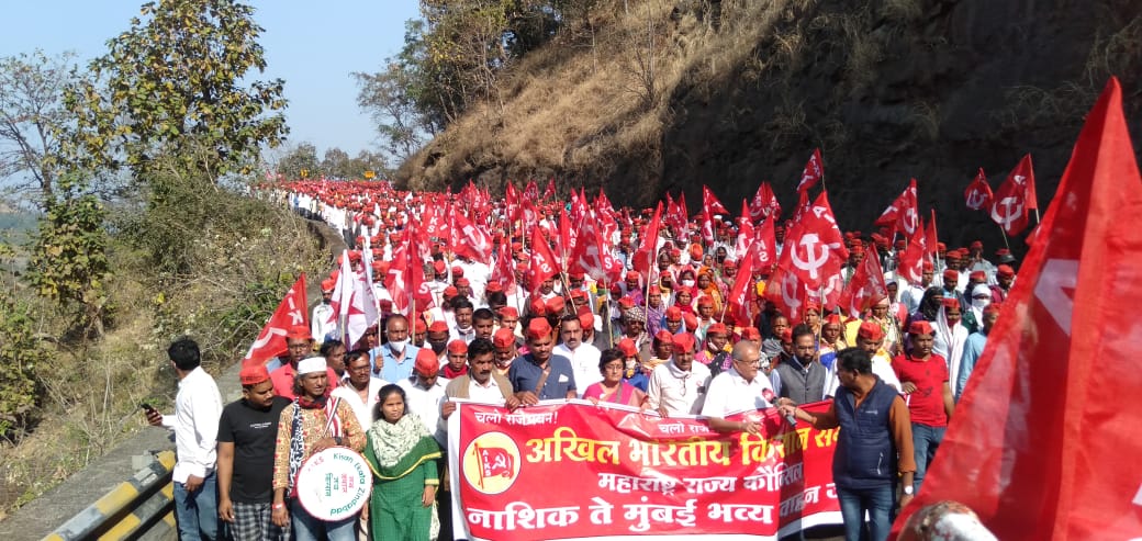 Farm Laws 2020: Thousands of farmers march to Mumbai to protest