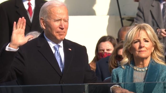 joe-biden-oath-inauguration_5244293