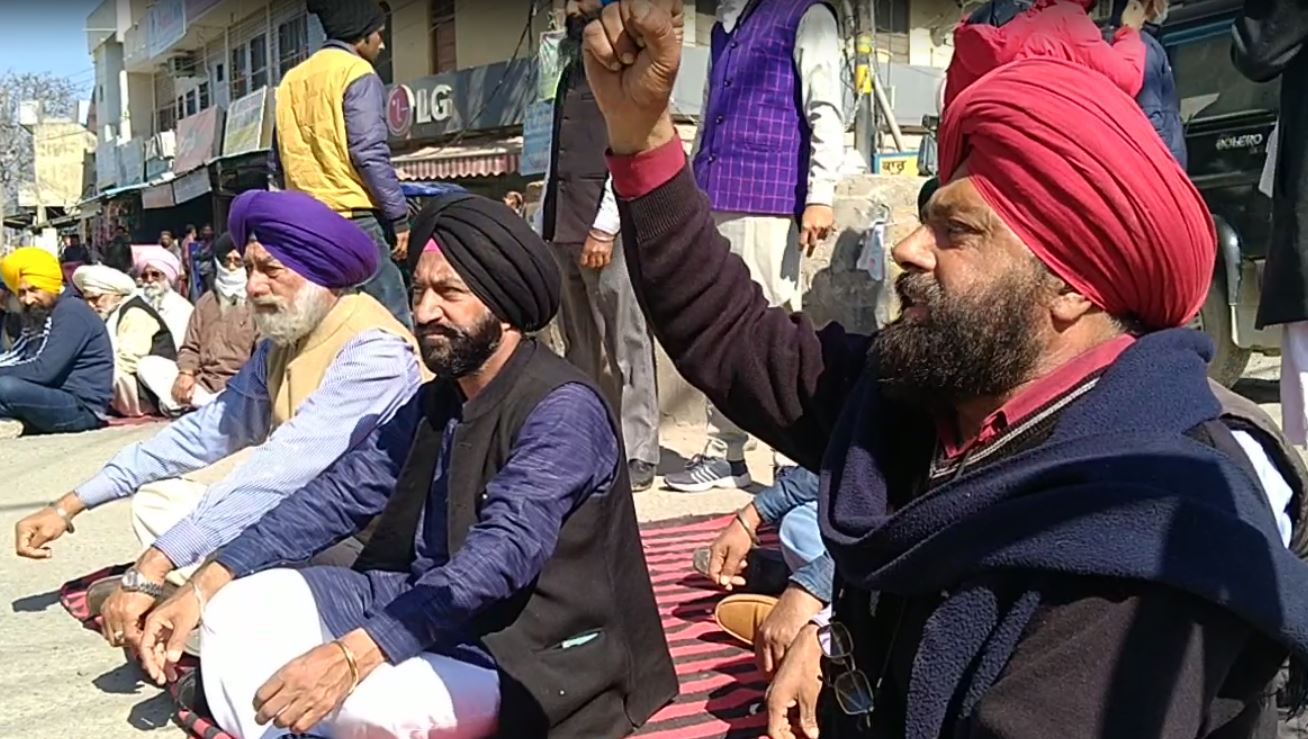 Himachal Pradesh: Farmers from Poanta Sahib extend support to Chakka Jam