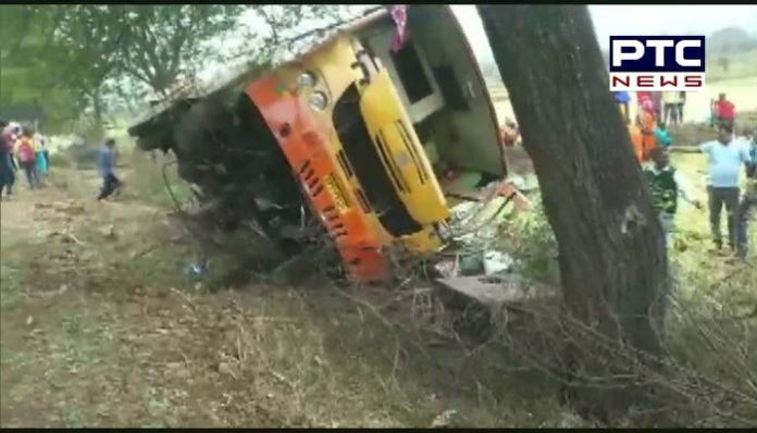 Madhya Pradesh 3 (1) Madhya Pradesh: One dead, 12 injured as bus overturns in Bamhani area of Mandla