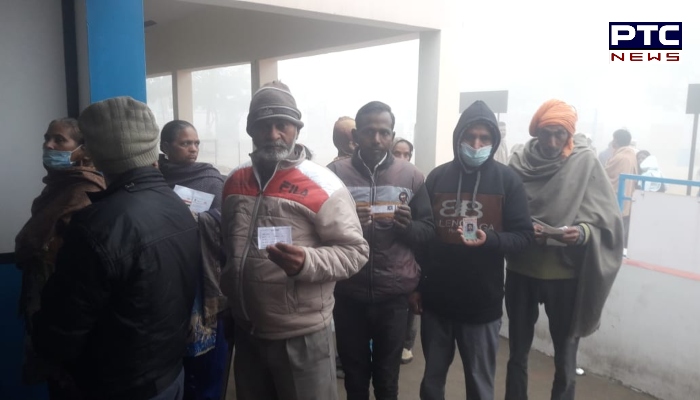 Punjab Municipal Election 2021 : Bathinda ward No. 14 caught the voters came to cast fake votes