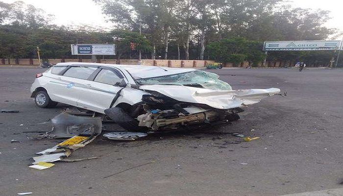 In a major road accident in Mohali, three people killed, one was injured after an overspeeding Mercedes-Benz rammed into an Ertiga car. 