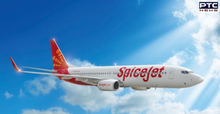 Passenger tries to open emergency door of airborne SpiceJet flight