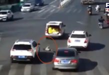 Toddler fell from moving car, see what happened next