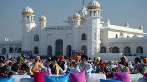 Pakistan issues visas to 1,000 Indian Sikh pilgrims for Baisakhi celebrations