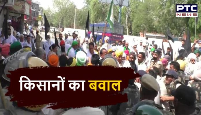 Water cannon used on protesting farmers in sirsa of haryana (4) Farmers Protest
