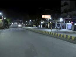 Weekend lockdown imposed in Uttar Pradesh, night curfew in all districts