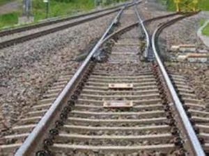 pute te nuh nu corona to bachaun lay dada dadi ne train agge a ke diti jan