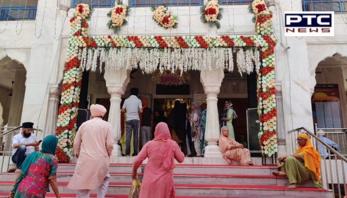 Sri Harmandir Sahib on the 400th birth anniversary of Guru Tegh Bahadur Sahib ji