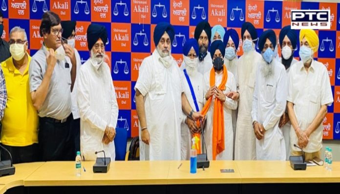 SAD gets boost in Fazilka with two-time Cong MLA Mohinder Rinwa joining the party SAD gets boost in Fazilka with two-time Cong MLA Mohinder Rinwa joining the party