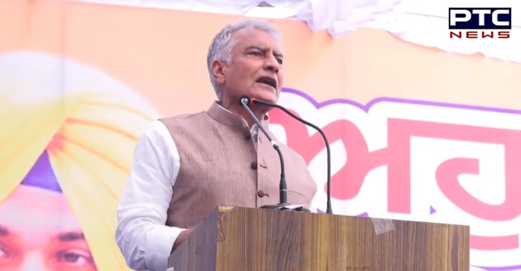 Taking up sacrilege case only way to regain power: Sunil Jakhar